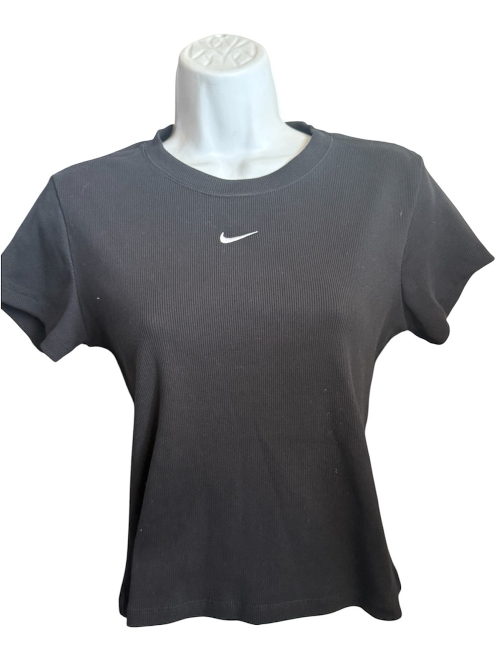 Nike Women’s Black Ribbed Baby Tee Cropped T-Shirt White Swoosh